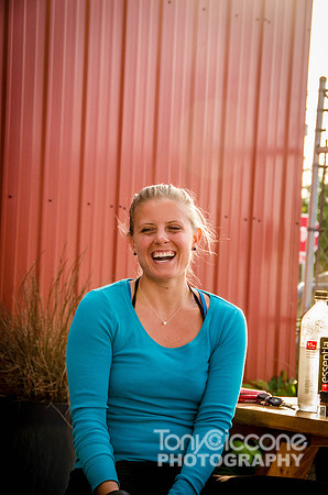 Denver outdoor yoga classes in the RiNo Art District