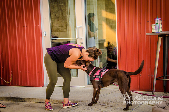 Denver outdoor yoga classes in the RiNo Art District