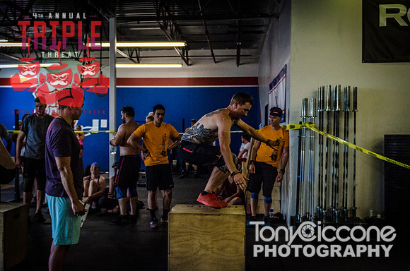 Denver event photography at Crossfit Cherry Creek's Triple Threat Competition | Crossfit Men's Open WOD 8