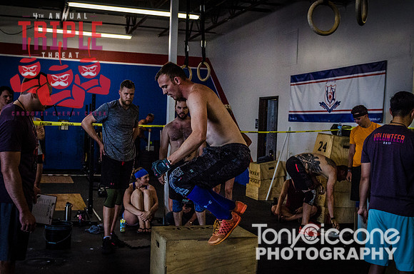 Denver event photography at Crossfit Cherry Creek's Triple Threat Competition | Crossfit Men's Open WOD 9
