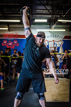 Denver event photography at Crossfit Cherry Creek's Triple Threat Competition | Crossfit Men's Open WOD 16