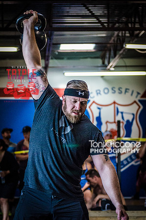 Denver event photography at Crossfit Cherry Creek's Triple Threat Competition | Crossfit Men's Open WOD 17