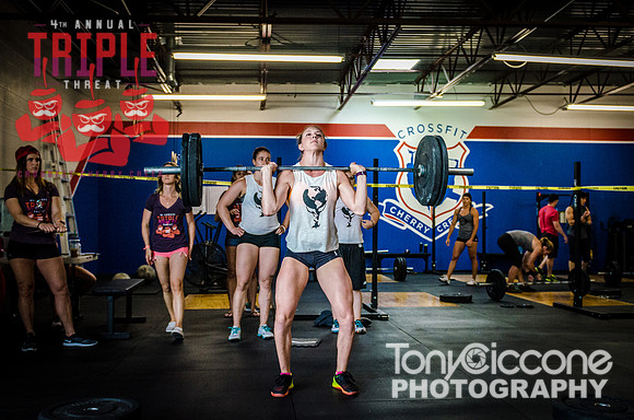 Denver fitness event photography of Crossfit Women in Denver, Colorado's Triple Threat Crossfit Event.