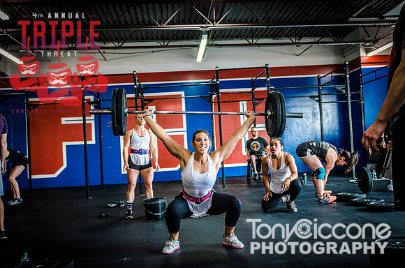 Denver fitness event photography of Crossfit Women in Denver, Colorado's Triple Threat Crossfit Event.