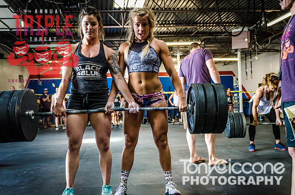 Denver fitness event photography of RX Crossfit Women in Denver, Colorado's Triple Threat Crossfit Competition.