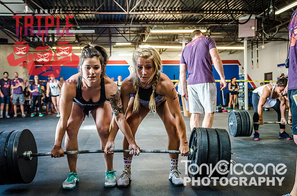 Denver fitness event photography of RX Crossfit Women in Denver, Colorado's Triple Threat Crossfit Competition.