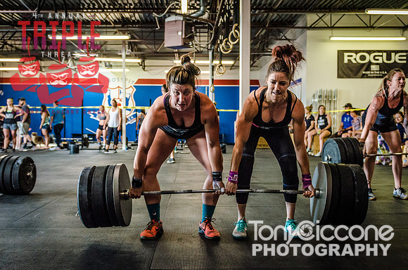 Denver fitness event photography of RX Crossfit Women in Denver, Colorado's Triple Threat Crossfit Competition.