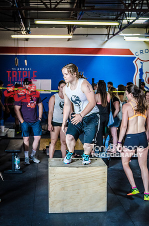 Denver fitness event photography of RX Crossfit Women at the Triple Threat Crossfit Competition in Denver, Colorado.