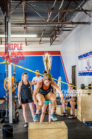 Denver fitness event photography of RX Crossfit Women at the Triple Threat Crossfit Competition in Denver, Colorado.