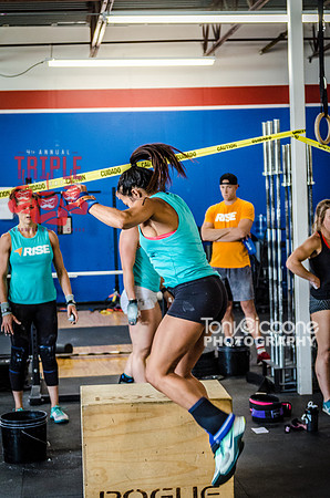 Denver fitness event photography of RX Crossfit Women at the Triple Threat Crossfit Competition in Denver, Colorado.