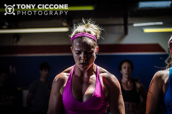 Denver Fitness Photographer with a blonde and strong crossfit woman