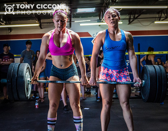 Crossfit Girls at Triple Threat | Denver Fitness Photographers